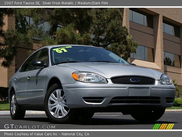 2007 Ford Taurus SE in Silver Frost Metallic