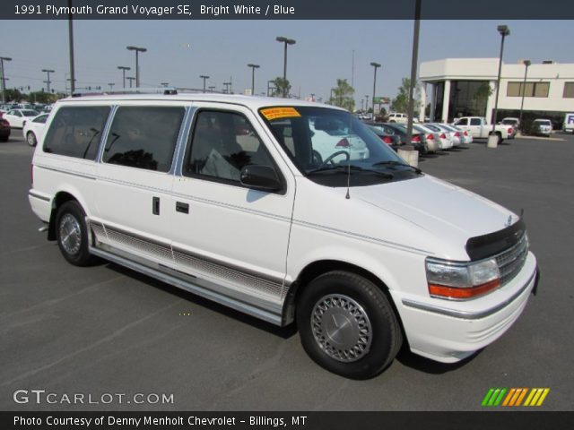 1991 Plymouth Grand Voyager SE in Bright White