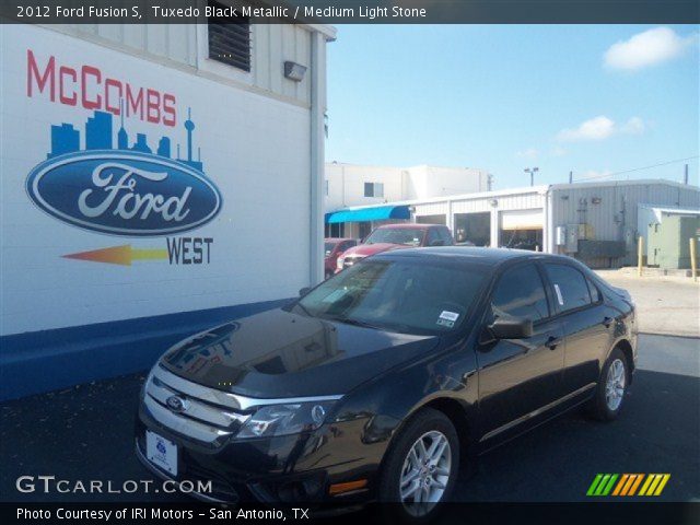 2012 Ford Fusion S in Tuxedo Black Metallic