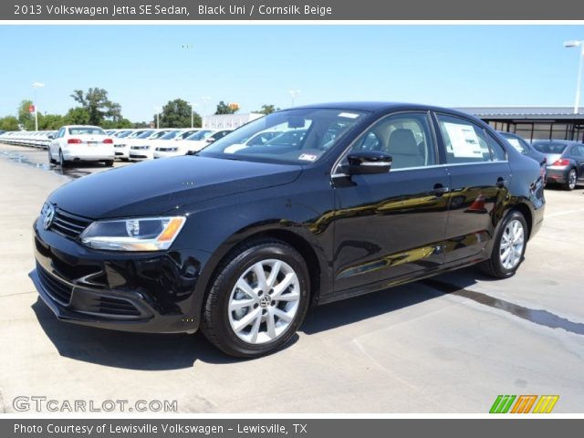 2013 Volkswagen Jetta SE Sedan in Black Uni