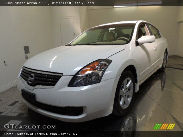 2009 Nissan Altima 2.5 SL in Winter Frost Pearl