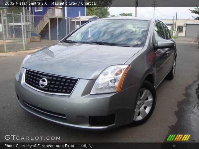 2009 Nissan Sentra 2.0 in Magnetic Gray