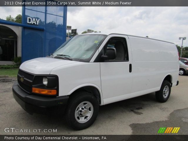 2013 Chevrolet Express 3500 Cargo Van in Summit White