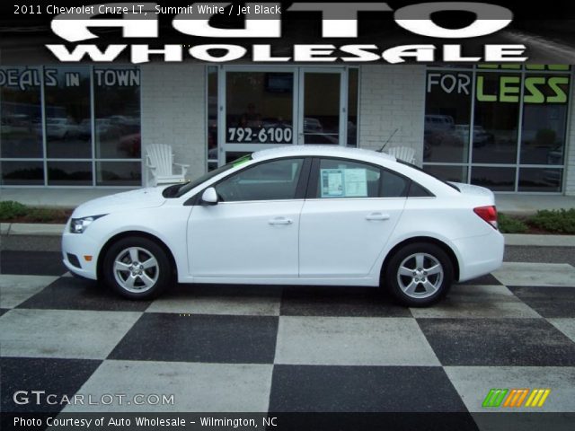 2011 Chevrolet Cruze LT in Summit White