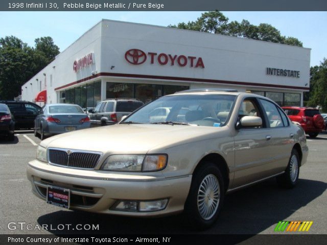 1998 Infiniti I 30 in Pebble Beige Metallic