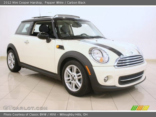 2012 Mini Cooper Hardtop in Pepper White