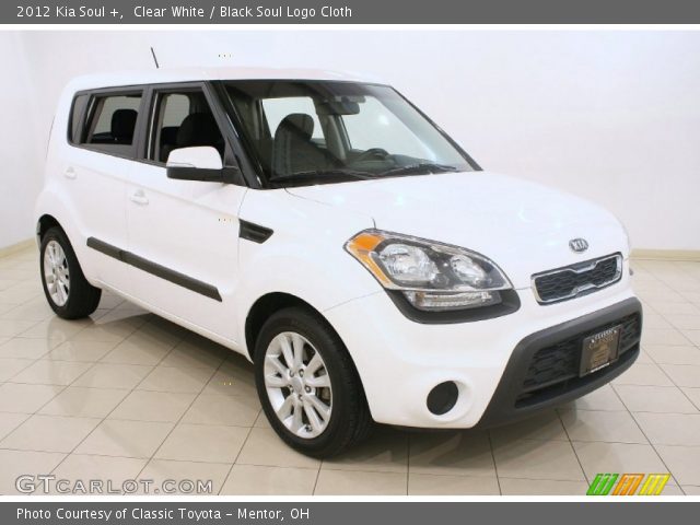 2012 Kia Soul + in Clear White