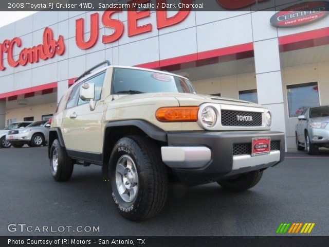 2008 Toyota FJ Cruiser 4WD in Sandstorm Metallic