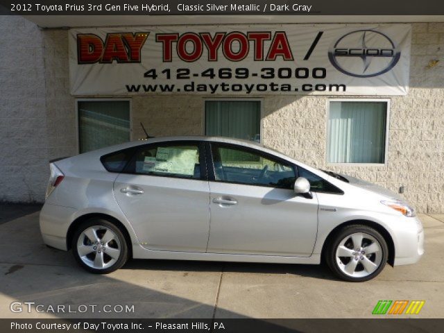 2012 Toyota Prius 3rd Gen Five Hybrid in Classic Silver Metallic