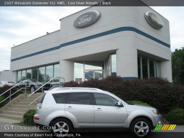 2007 Mitsubishi Outlander XLS 4WD in Cool Silver Metallic