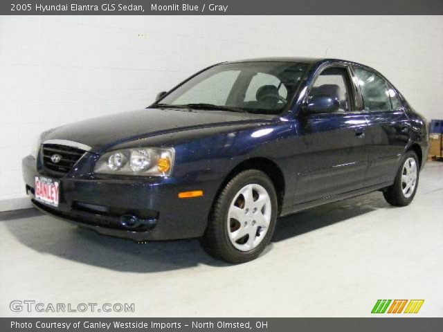 2005 Hyundai Elantra GLS Sedan in Moonlit Blue