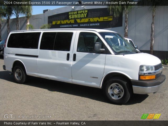 2004 Chevrolet Express 3500 15 Passenger Van in Summit White