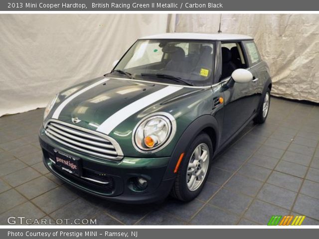 2013 Mini Cooper Hardtop in British Racing Green II Metallic