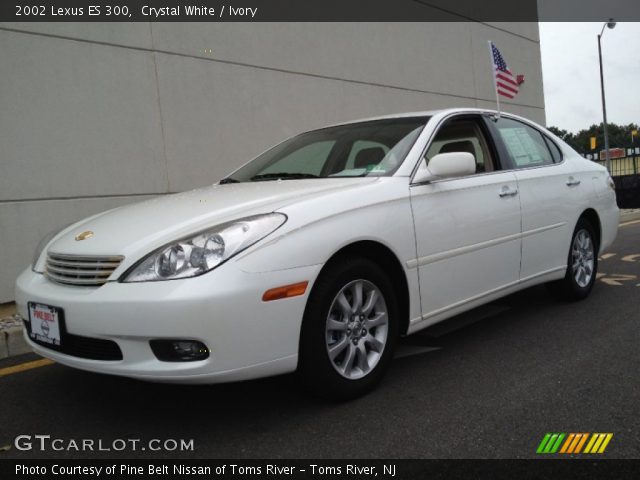 2002 Lexus ES 300 in Crystal White