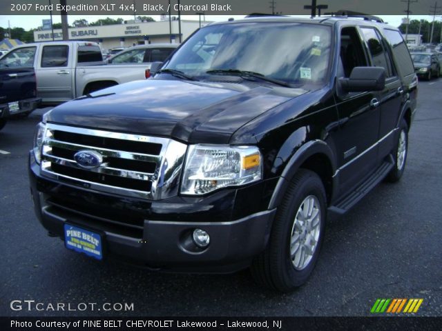 2007 Ford Expedition XLT 4x4 in Black
