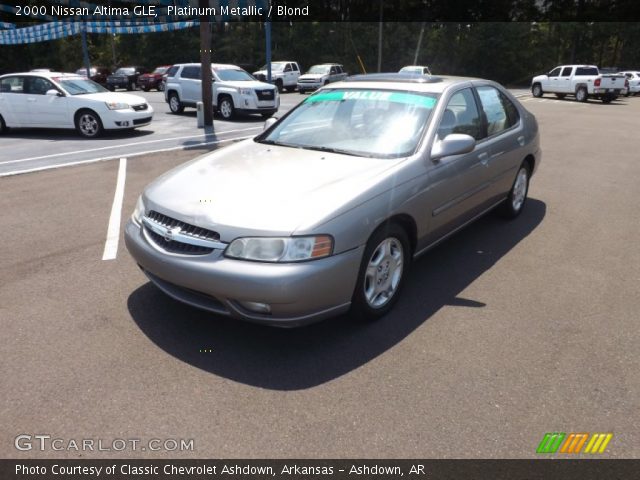 2000 Nissan Altima GLE in Platinum Metallic
