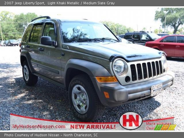 2007 Jeep Liberty Sport in Light Khaki Metallic