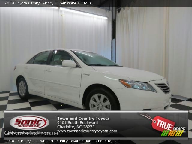 2009 Toyota Camry Hybrid in Super White