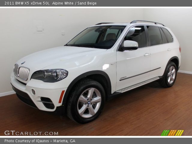 2011 BMW X5 xDrive 50i in Alpine White