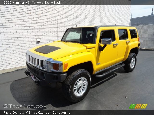 2006 Hummer H3  in Yellow
