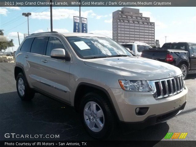 2011 Jeep Grand Cherokee Laredo in White Gold Metallic