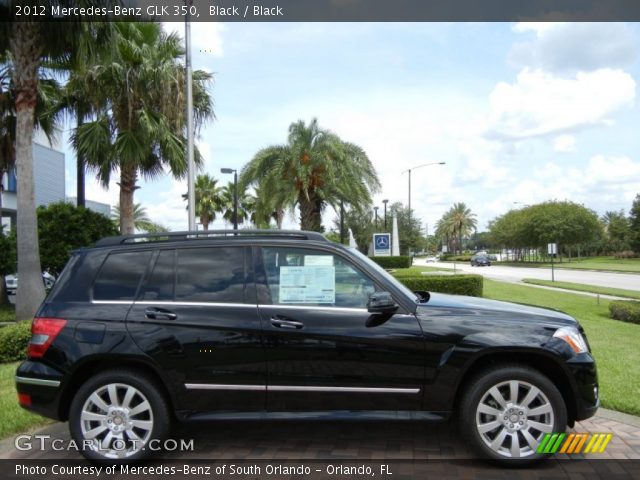 2012 Mercedes-Benz GLK 350 in Black