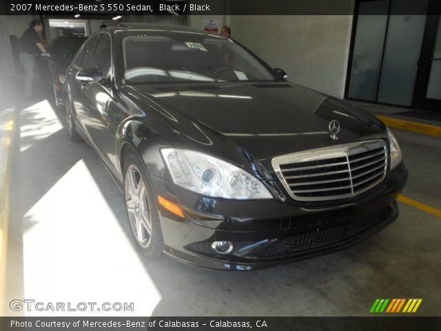 2007 Mercedes-Benz S 550 Sedan in Black