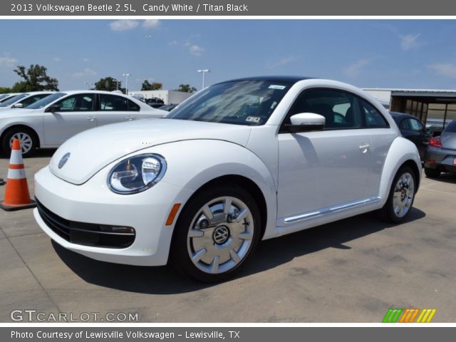 2013 Volkswagen Beetle 2.5L in Candy White
