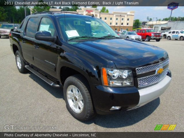 2013 Chevrolet Avalanche LT 4x4 Black Diamond Edition in Black