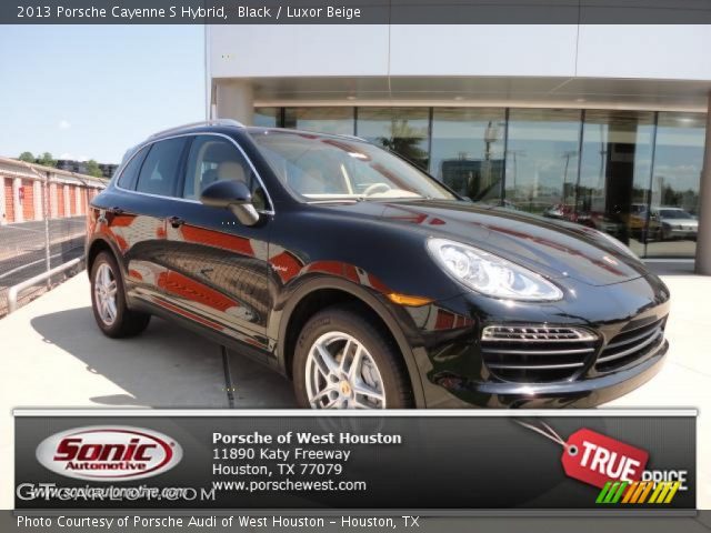 2013 Porsche Cayenne S Hybrid in Black