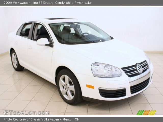 2009 Volkswagen Jetta SE Sedan in Candy White