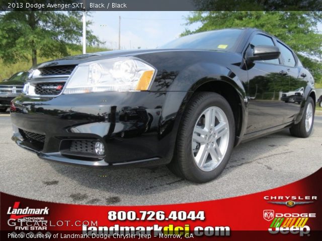 2013 Dodge Avenger SXT in Black