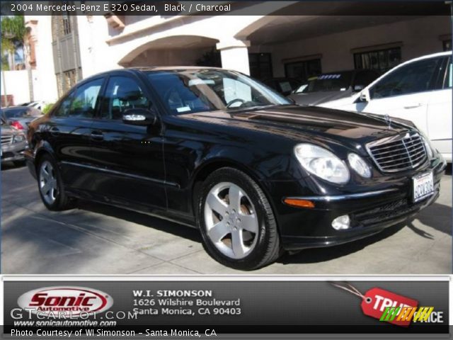 2004 Mercedes-Benz E 320 Sedan in Black