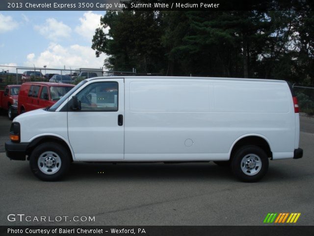 2013 Chevrolet Express 3500 Cargo Van in Summit White