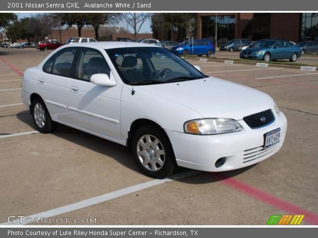 2001 Nissan Sentra GXE in Avalanche White