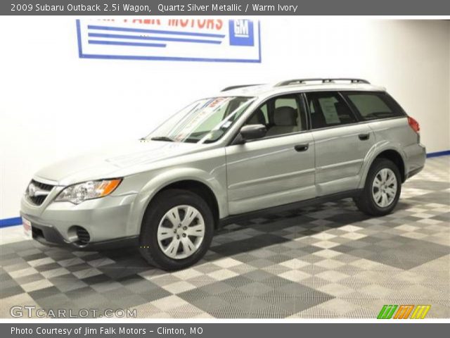 2009 Subaru Outback 2.5i Wagon in Quartz Silver Metallic