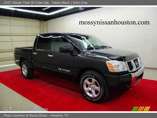 2007 Nissan Titan SE Crew Cab in Galaxy Black