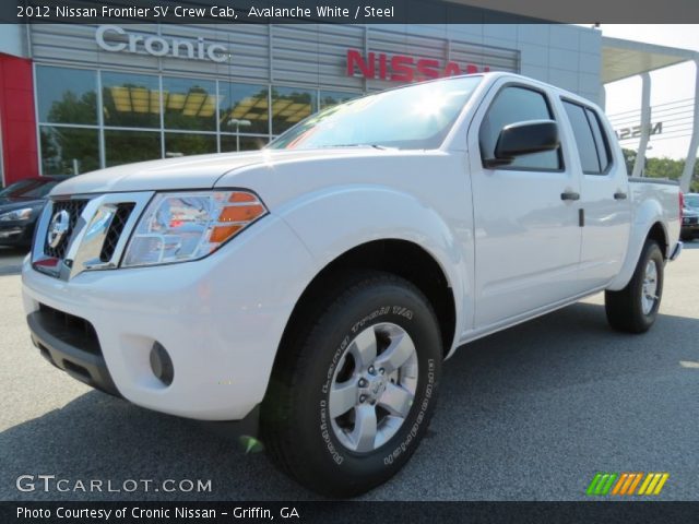 2012 Nissan Frontier SV Crew Cab in Avalanche White
