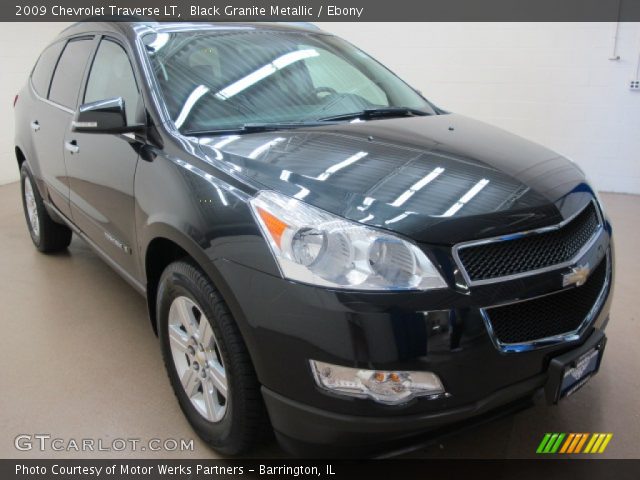 Black Granite Metallic 2009 Chevrolet Traverse Lt Ebony
