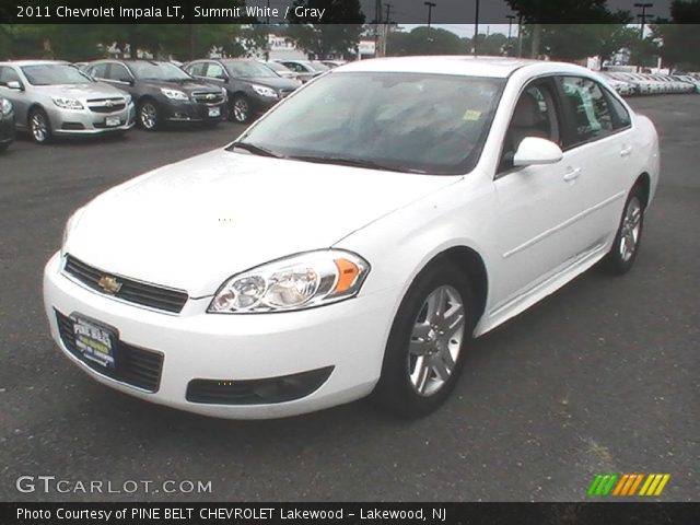 2011 Chevrolet Impala LT in Summit White
