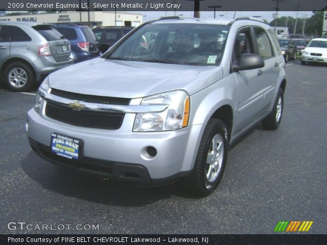 2009 Chevrolet Equinox LS in Silver Ice Metallic
