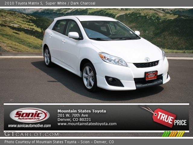 2010 Toyota Matrix S in Super White