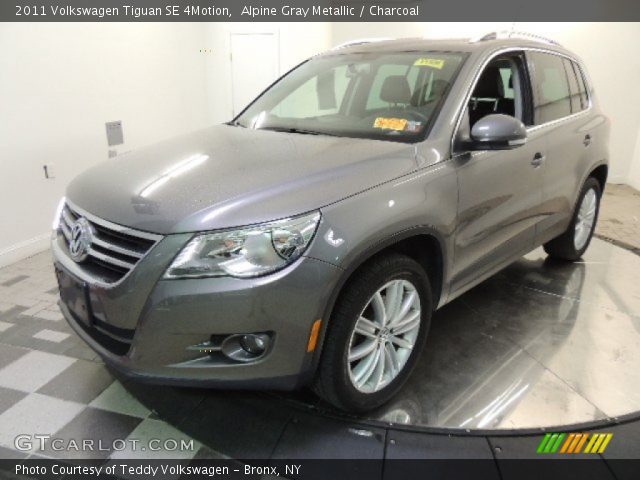 2011 Volkswagen Tiguan SE 4Motion in Alpine Gray Metallic