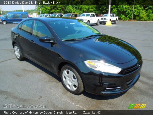 2013 Dodge Dart SE in Pitch Black
