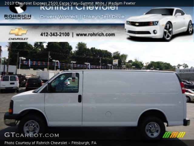 2013 Chevrolet Express 2500 Cargo Van in Summit White