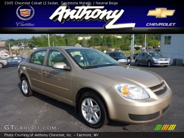 2005 Chevrolet Cobalt LS Sedan in Sandstone Metallic