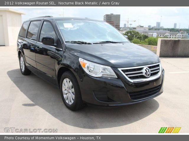 2012 Volkswagen Routan SEL in Nocturne Black Metallic