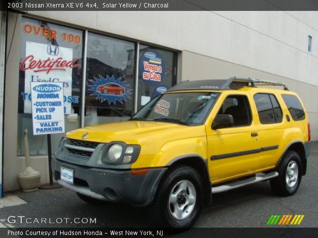 2003 Nissan Xterra XE V6 4x4 in Solar Yellow