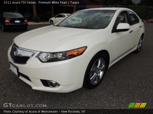 2011 Acura TSX Sedan in Premium White Pearl