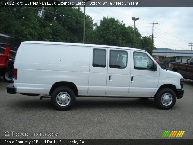 2012 Ford E Series Van E250 Extended Cargo in Oxford White